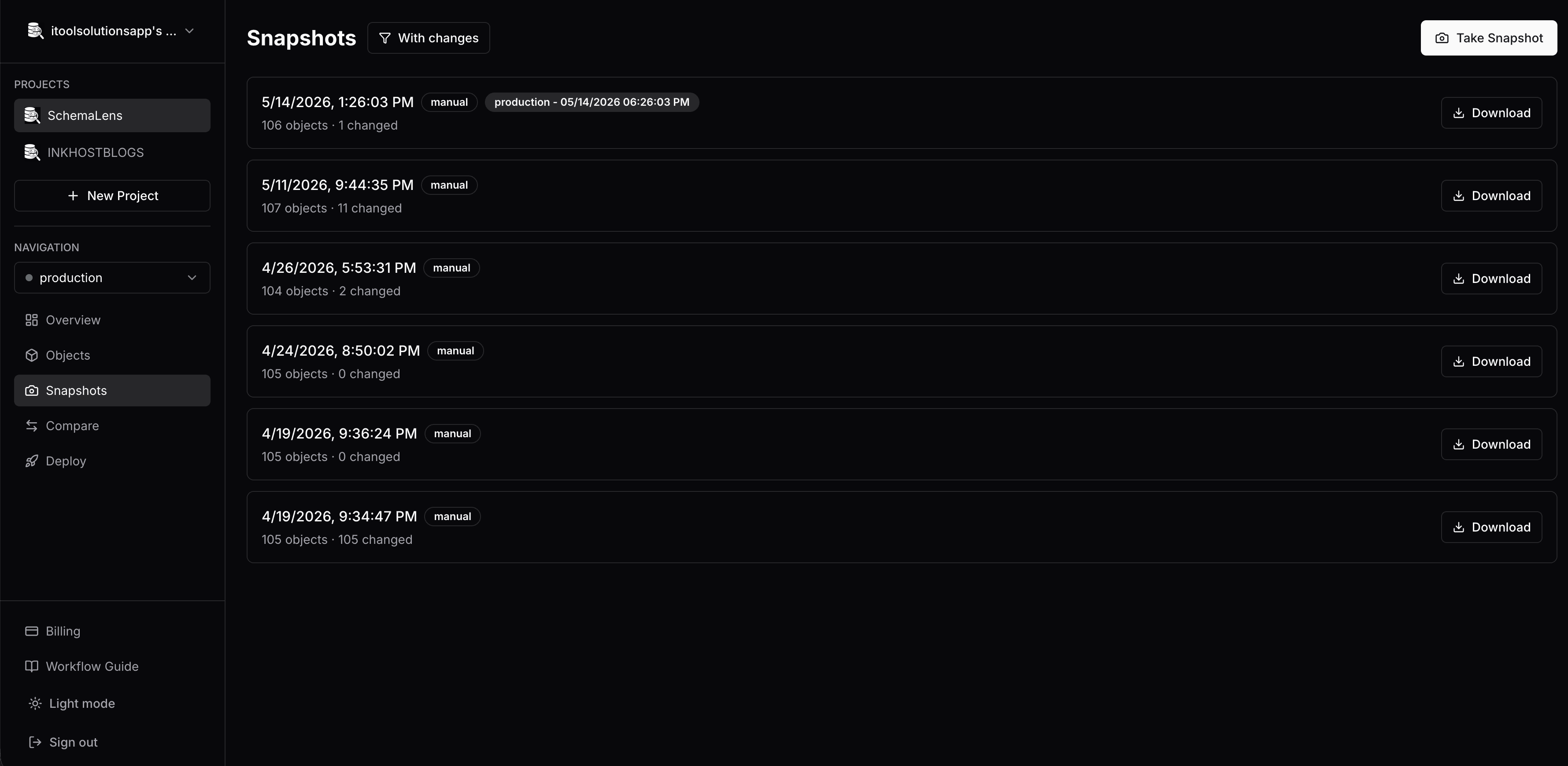 SchemaLens snapshots timeline showing manual captures with change counts